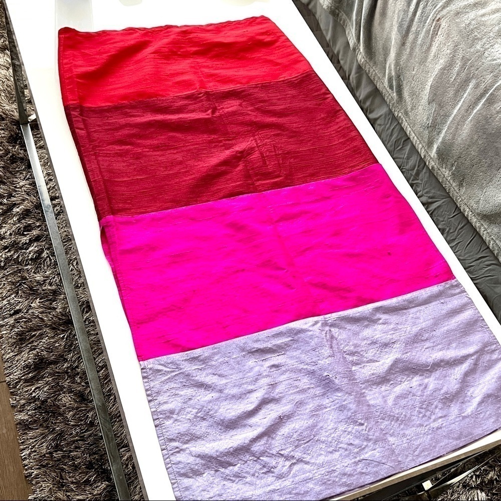 🙋‍♀️Beautiful Bebe Silk Pink Color Block Low-Rise Maxi Skirt!       Sz Xs 🙋‍…